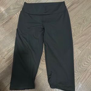 Women under the knee leggings